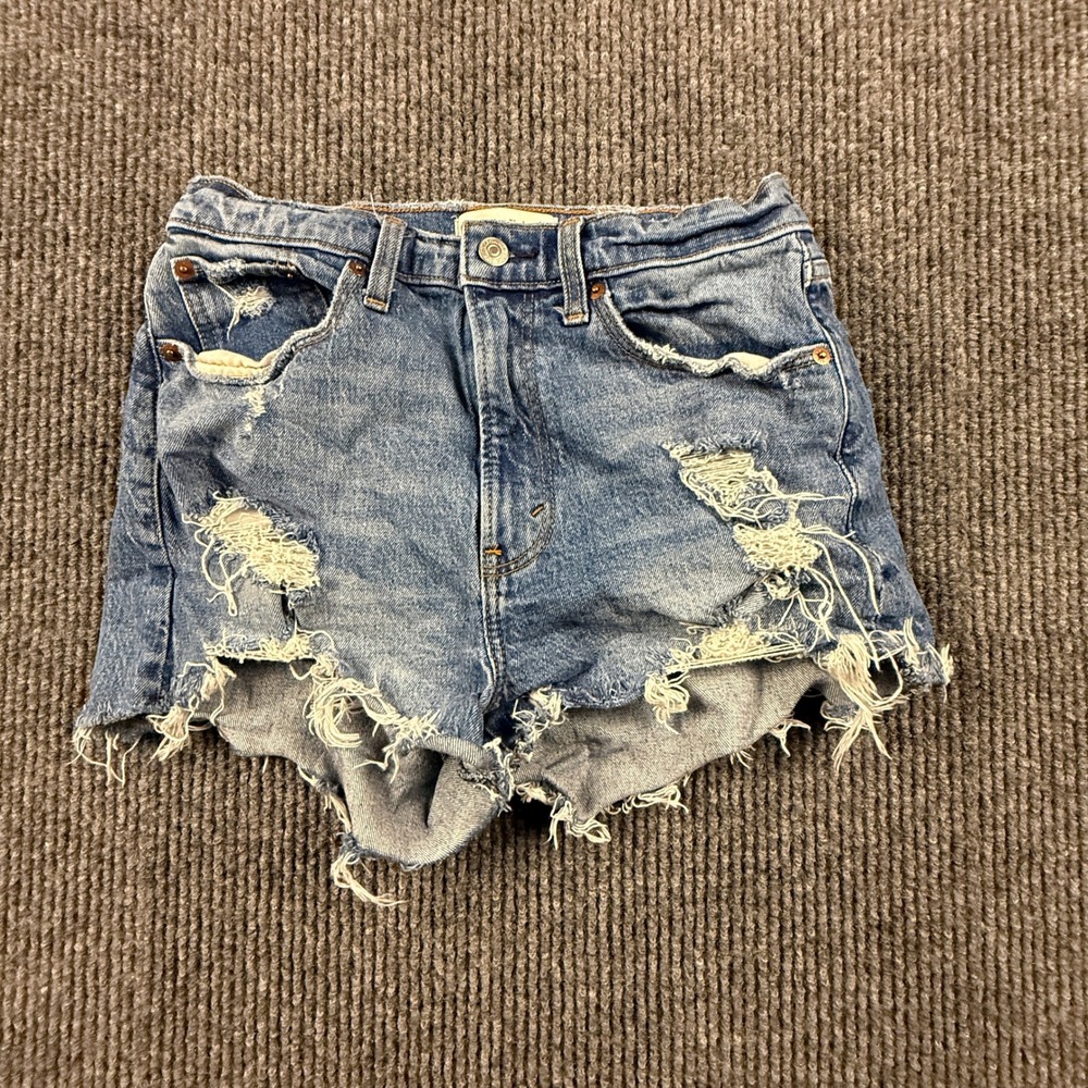 Abercrombie & Fitch W-27/4 Curve Love High Rise Mom Shorts Blue Distressed